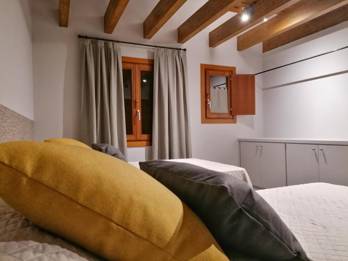 Apartament "El Castell" Casa Rural Cal Rialla Llivia Dış mekan fotoğraf