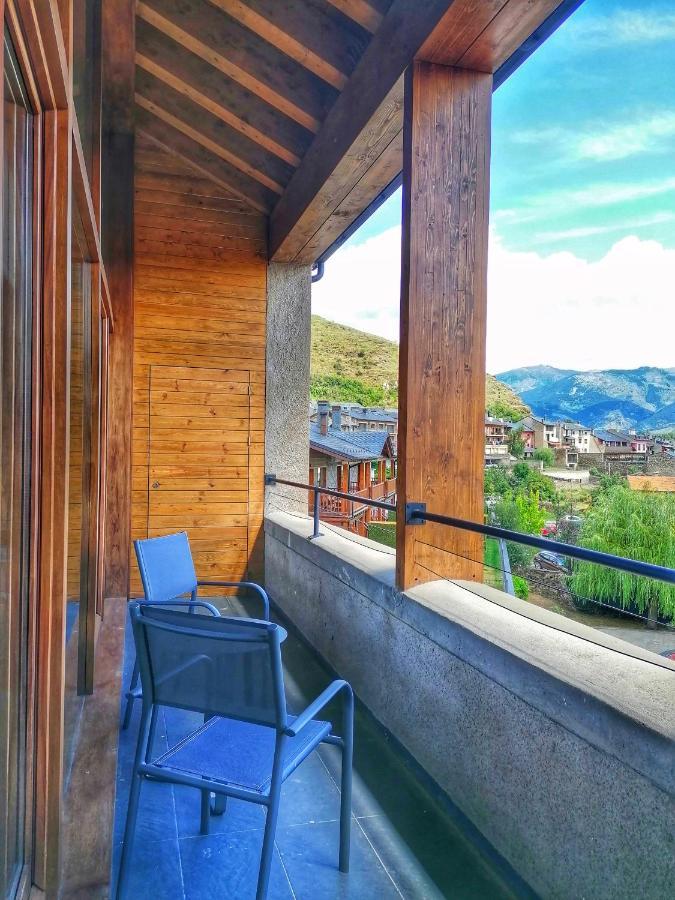 Apartament "El Castell" Casa Rural Cal Rialla Llivia Dış mekan fotoğraf